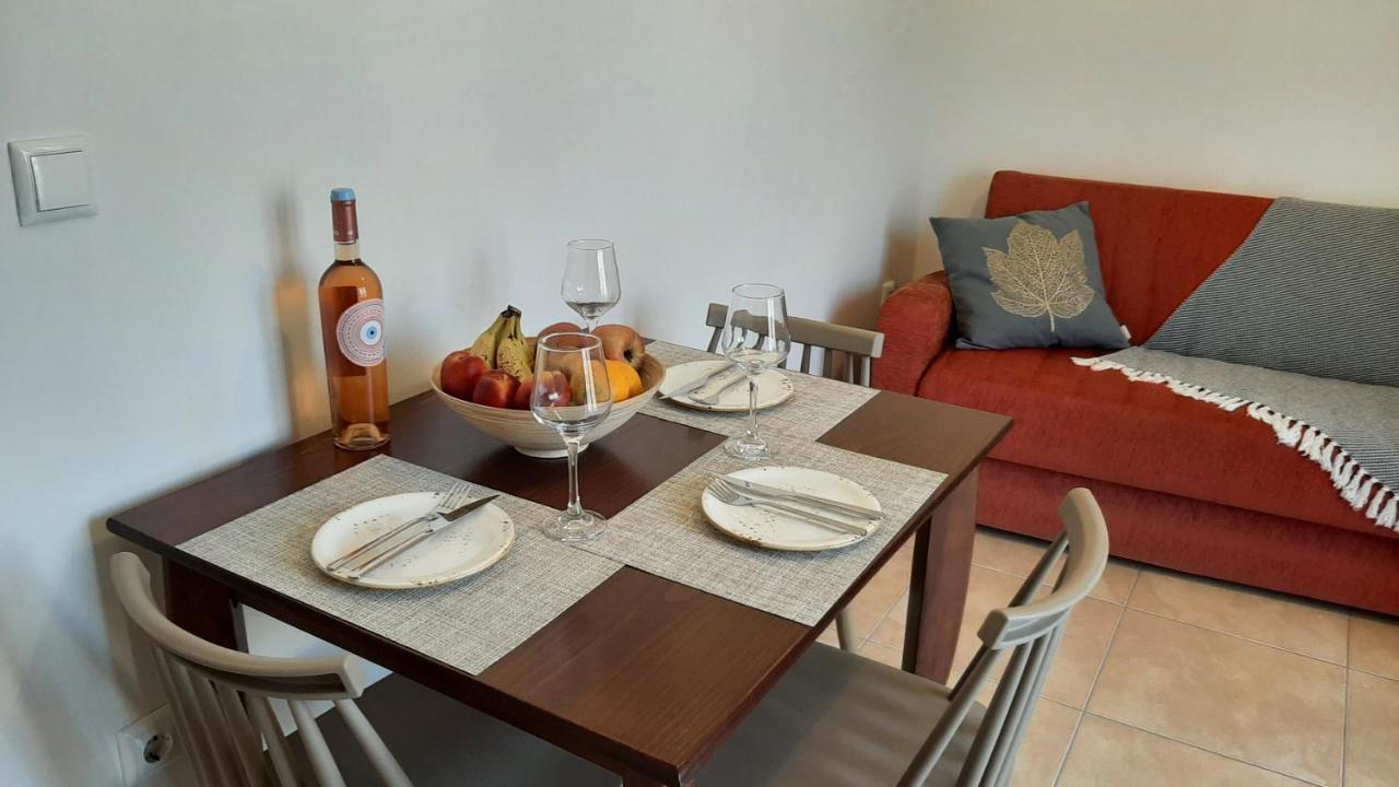 Agapi 'S Place Pylos Eksteriør billede